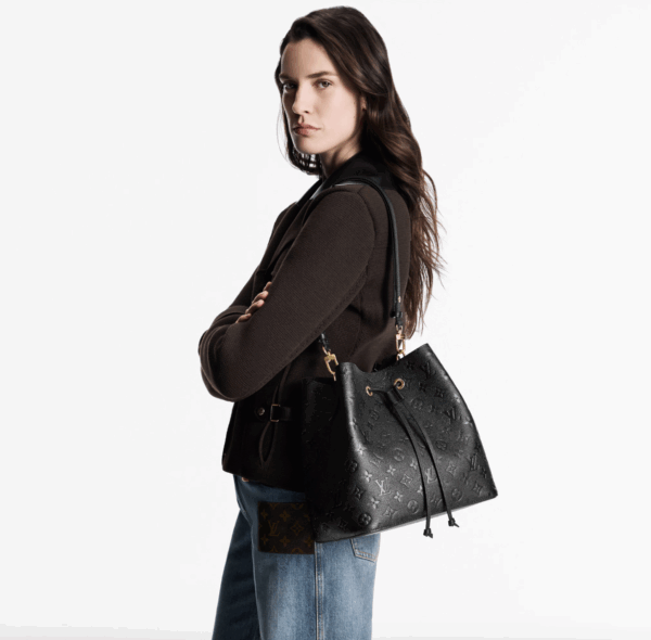 Beautiful Louis Vuitton NéoNoé MM Bucket Bag or £1500 Tax-Free CASH! - Image 6